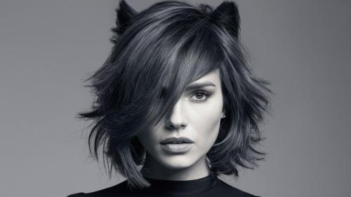 Voluminous Wolf Cut with Layered Curls